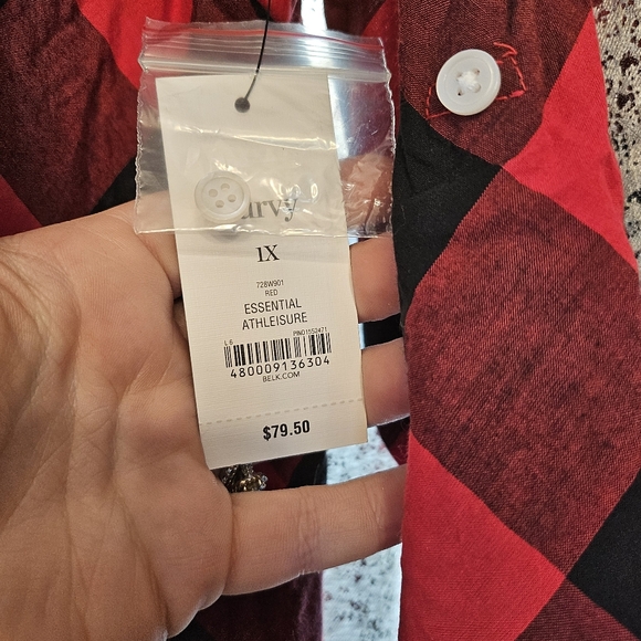Crown and Ivy Bufflo Plaid NWT $79.50 retail - Picture 4 of 6